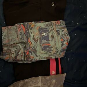 Lululemon women’s size 12 lot of 5 pants